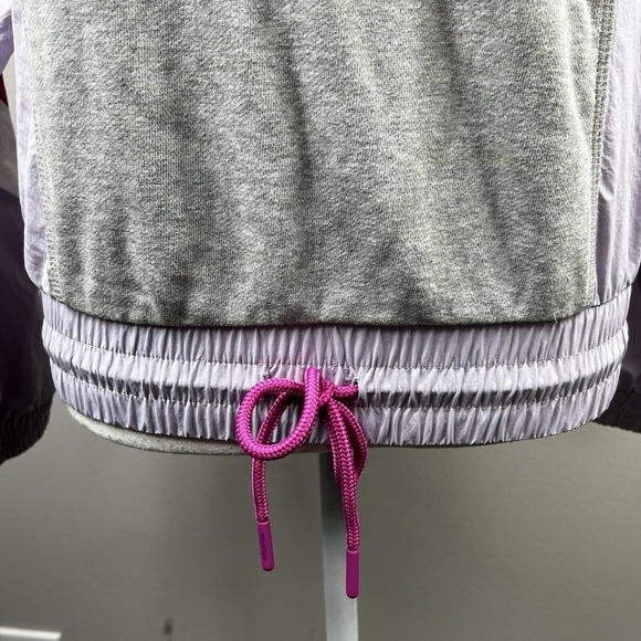 Peloton Chic Fabric Mix Pullover Sweatshirt Size XS Gray Fuschia Pink - Picture 6 of 14